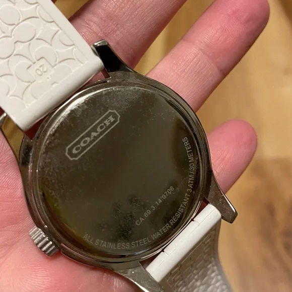 Coach Watch - Picture 5 of 6